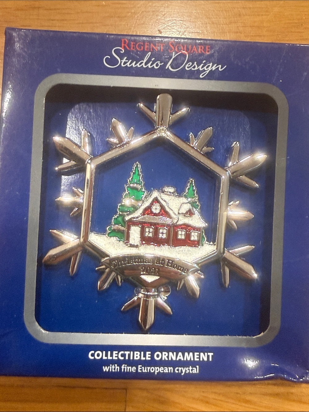 Regent square studio design snowflake with house Christmas at home 2021.
